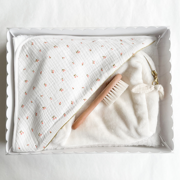 Coffret cadeau bain bébé personnalisé Cerise