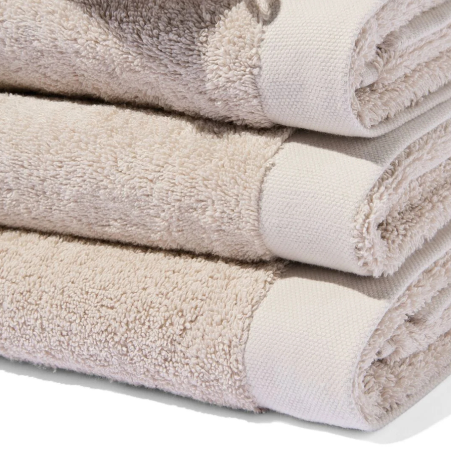 Serviette de bain personnalisable en éponge coton premium latte