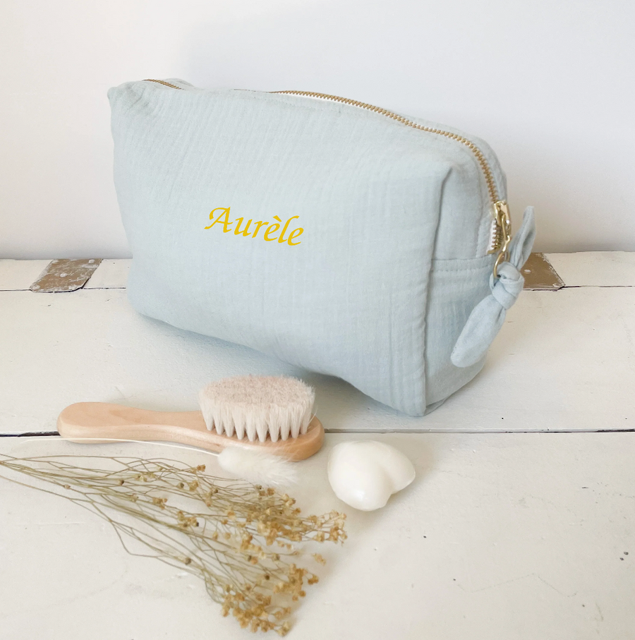 Trousse de toilette opaline
