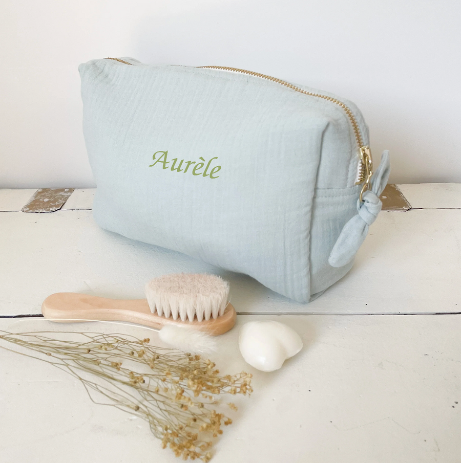 Trousse de toilette opaline