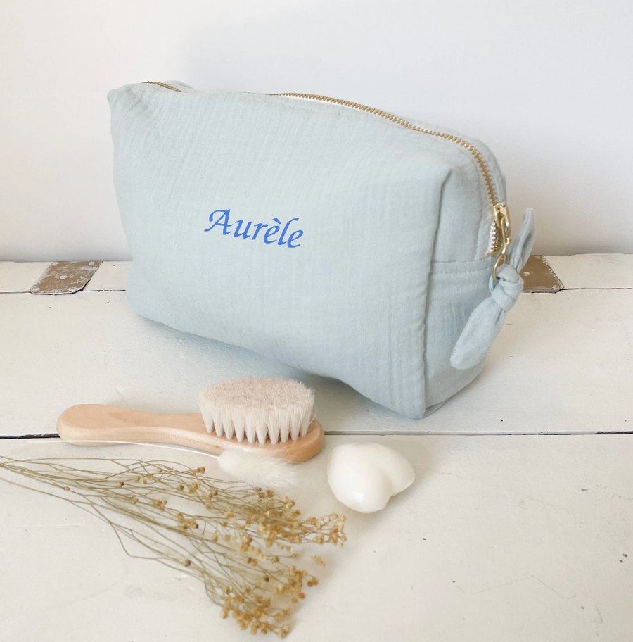 Trousse de toilette opaline