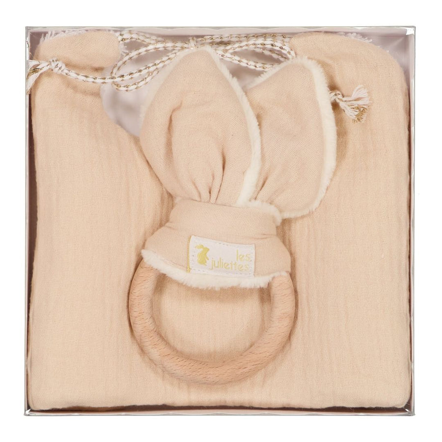 Offrez un coffret cadeau de naissance idéal pour soulager les poussées dentaires. Mignon et prêt à offrir, il est présenté dans une élégante boîte dorée à l’or chaud.