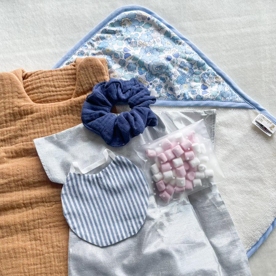 Ensemble de vêtements et accessoires pour poupées Gordi et Amigas Paola Reina, compatibles avec les poupons et poupées de 32 à 42 cm. 