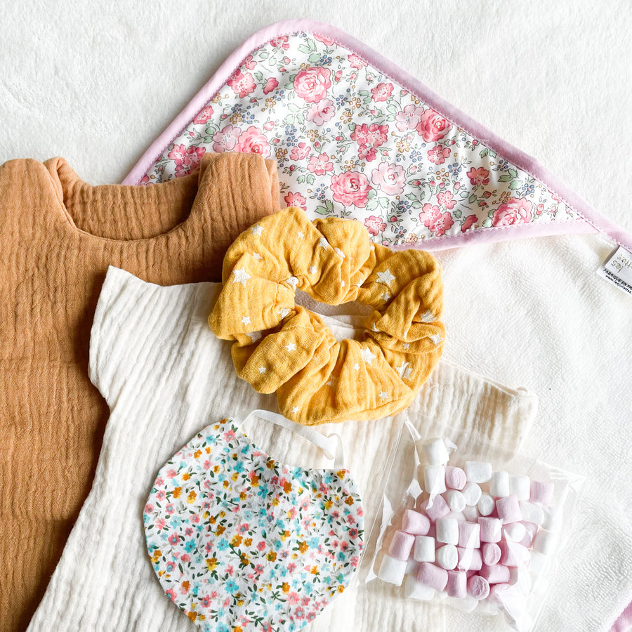Ensemble de vêtements et accessoires pour poupées Gordi et Amigas Paola Reina, compatibles avec les poupons et poupées de 32 à 42 cm. 