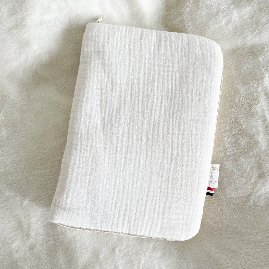 HOUSSE CARNET DE SANTE écru