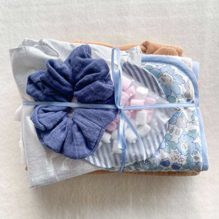 Ensemble de vêtements et accessoires pour poupées Gordi et Amigas Paola Reina, compatibles avec les poupons et poupées de 32 à 42 cm. 