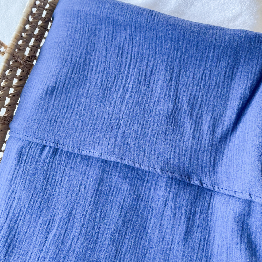 Offrez une couverture personnalisée au prénom de bébé. Douce et légère, cadeau de naissance parfait en toute saison, facile d'entretien !